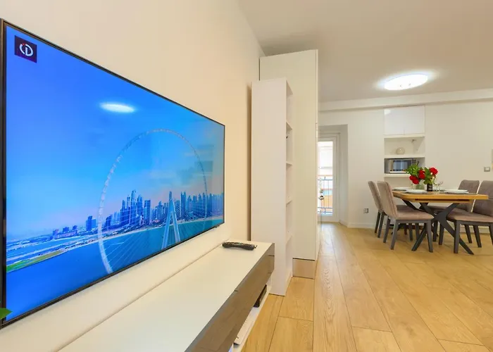 Lejlighed Tale - Brand New In Pula's Old Town, With Free Netflix And Wi-fi