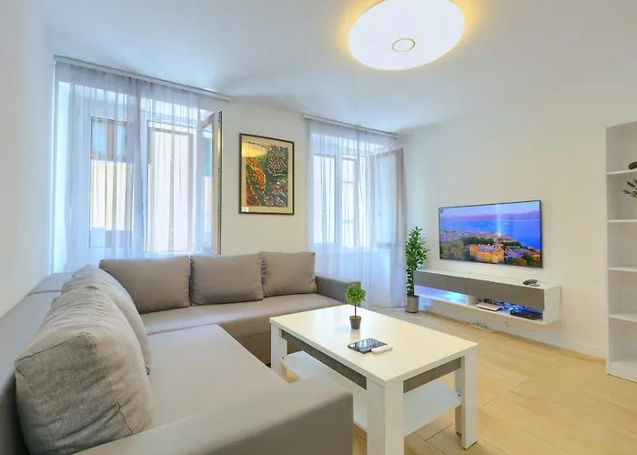 Tale - Brand New In Pula's Old Town, With Free Netflix And Wi-fi Lejlighed *