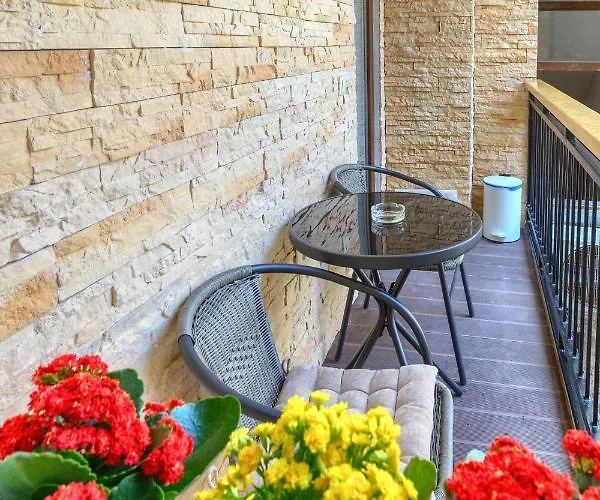 Tale - Brand New In Pula's Old Town, With Free Netflix And Wi-fi Lejlighed *