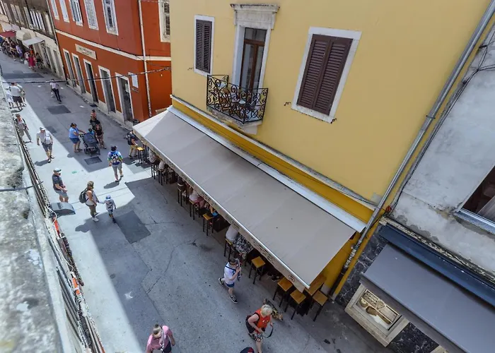 Tale - Brand New In Pula's Old Town, With Free Netflix And Wi-fi Lejlighed