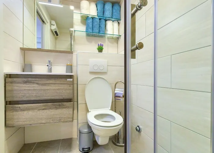 Lejlighed Tale - Brand New In Pula's Old Town, With Free Netflix And Wi-fi